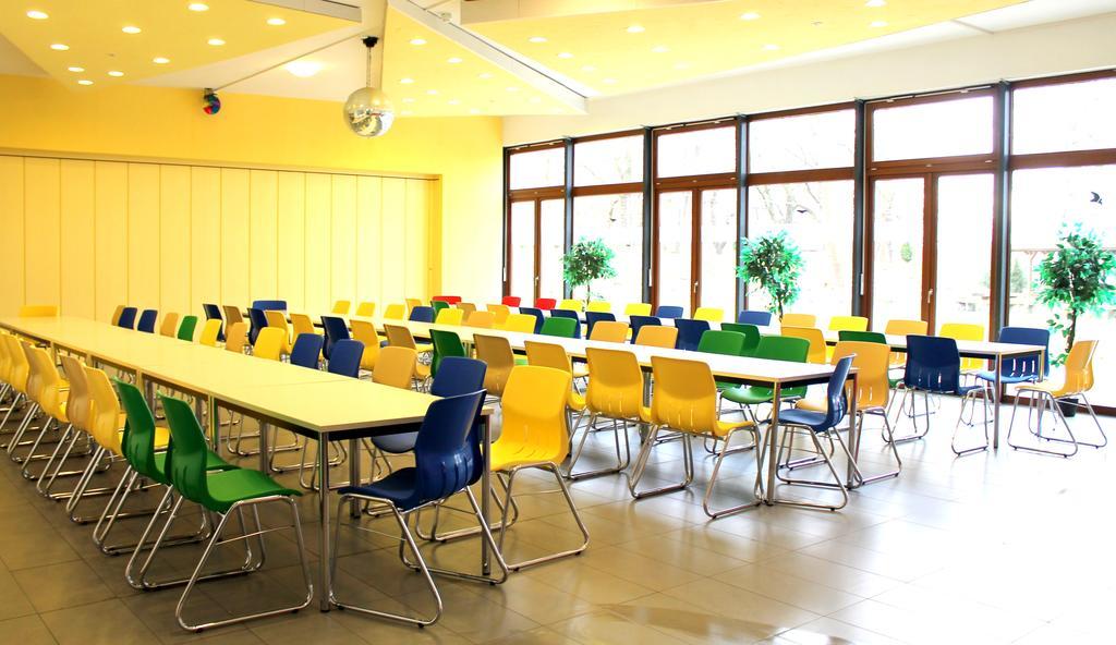 Younior-Hotel Stralsund Ngoại thất bức ảnh